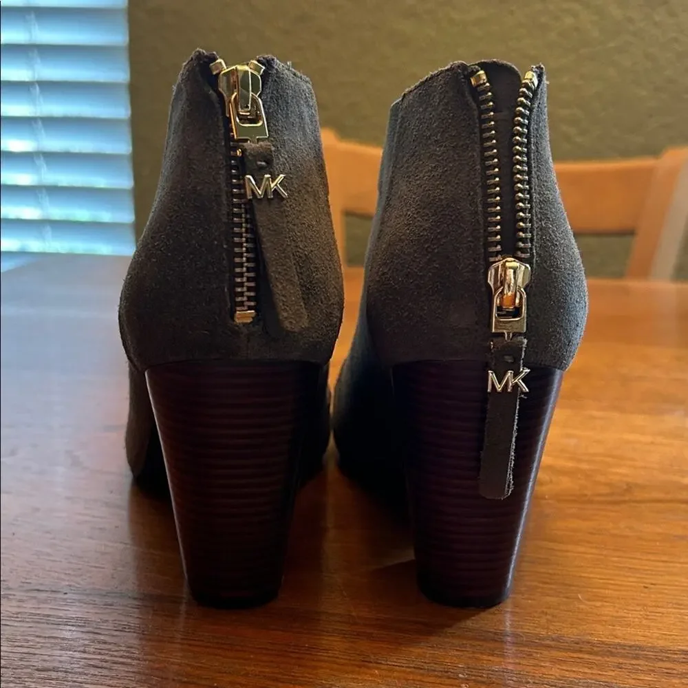 Michael Kors Taupe Suede Heeled Boots NWOT womens 7.5 - Picture 7 of 11